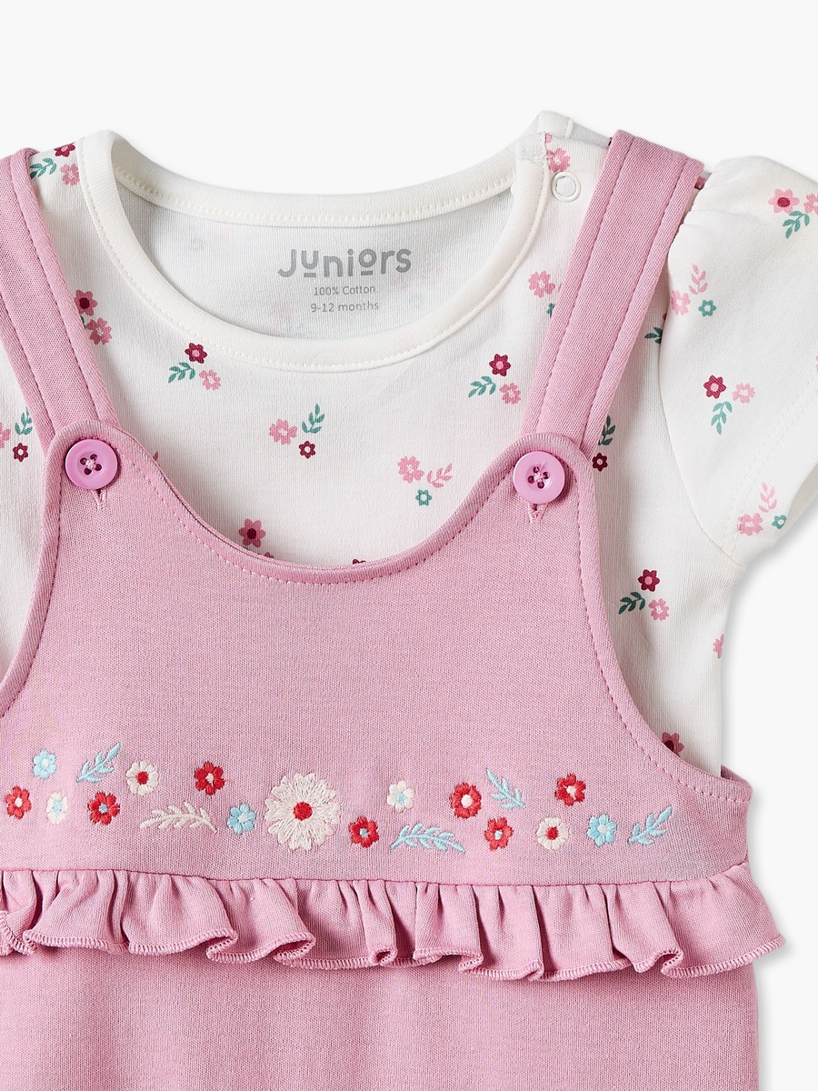 Round Neck Short Sleeves T-Shirt and Dungaree Set with Floral Print