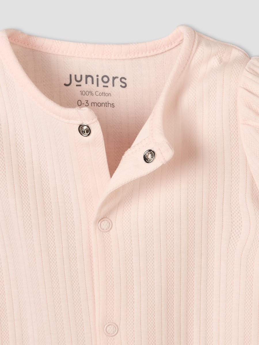 Crew Neck Short Sleeves Romper with Snap Button Closure
