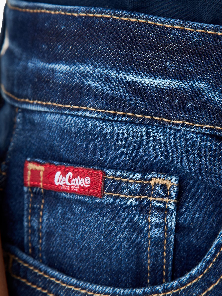 Jeans with Pockets