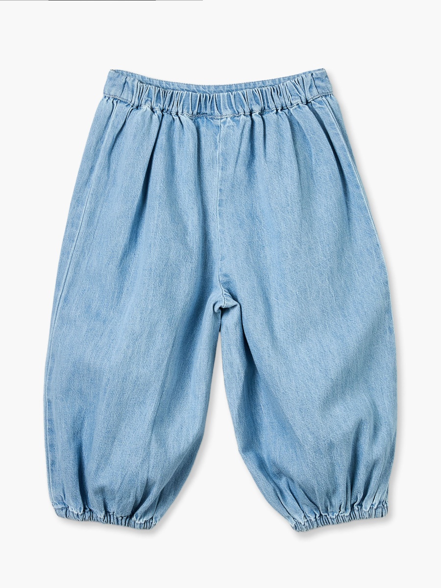 Jeans with Floral Embroidery
