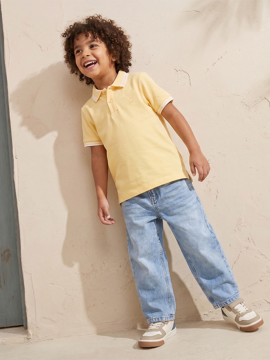 Collared Short Sleeves Polo T-Shirt with Contrast Stripes