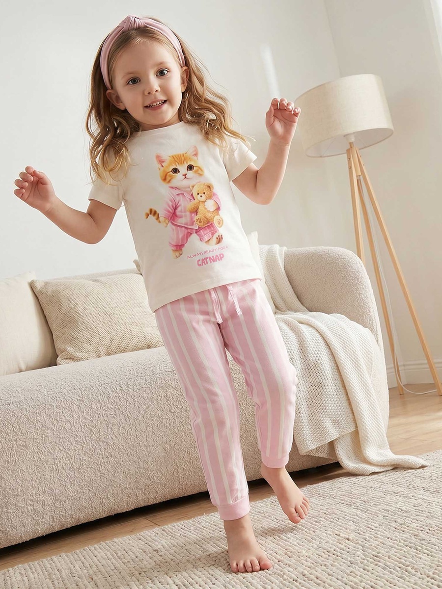 Cotton Crew Neck Short Sleeves Pyjama Set with Cat Print