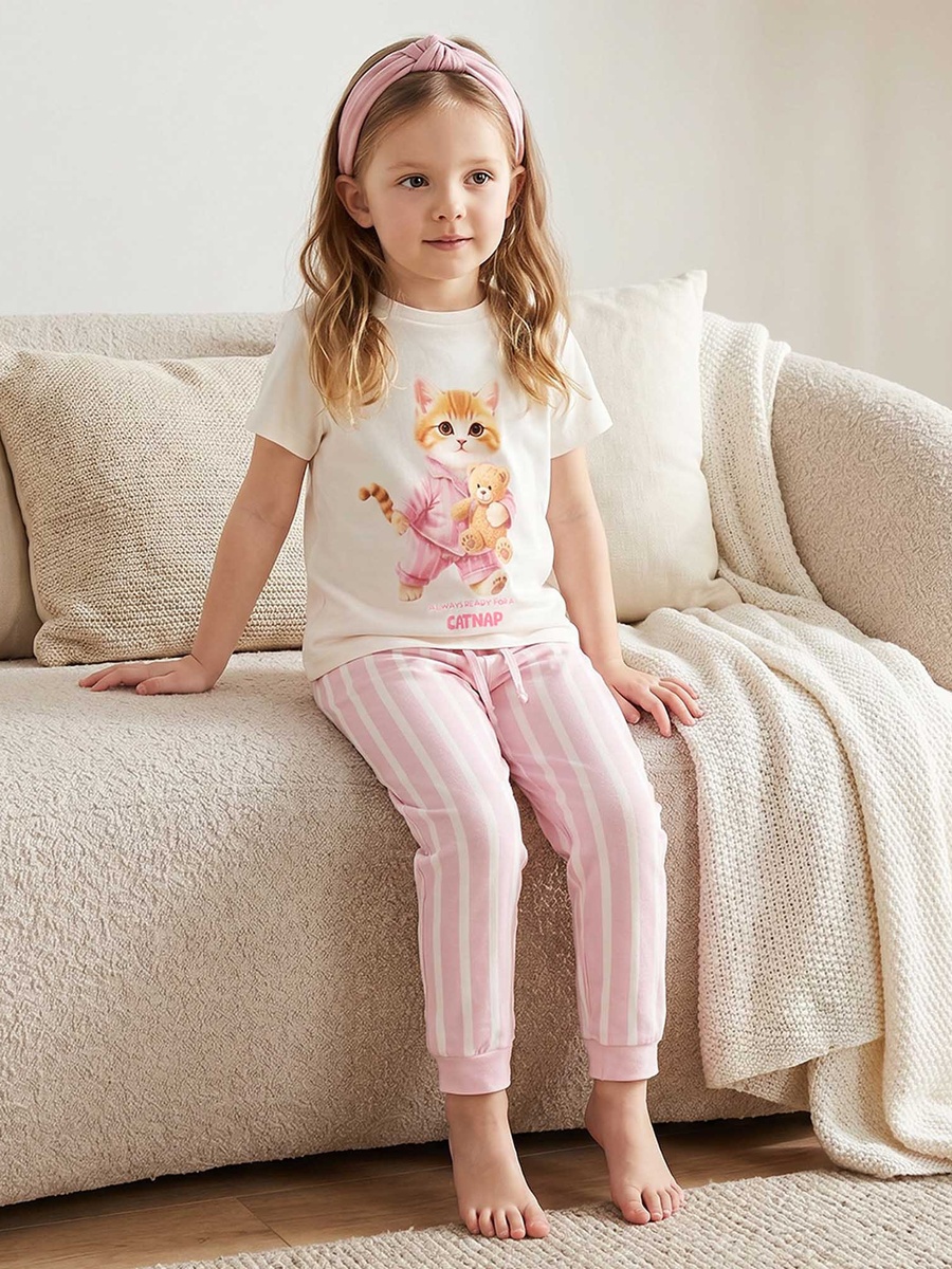 Cotton Crew Neck Short Sleeves Pyjama Set with Cat Print