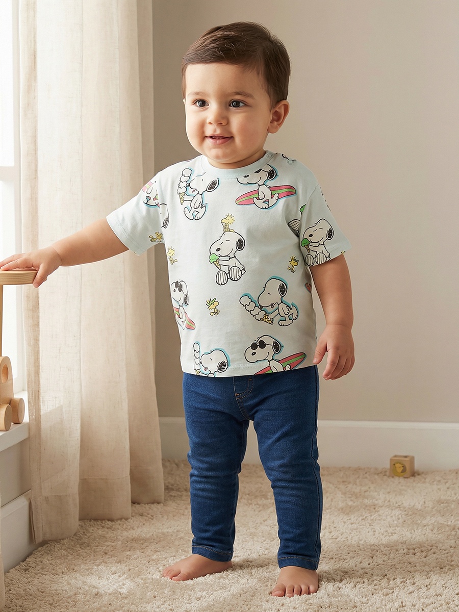 Crew Neck Short Sleeves T-Shirt with Snoopy Print