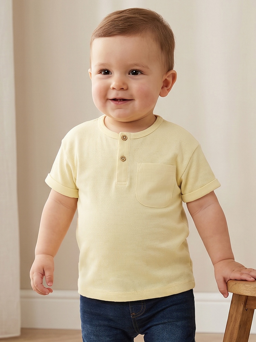 Henley Neck Short Sleeves T-Shirt with Chest Pocket