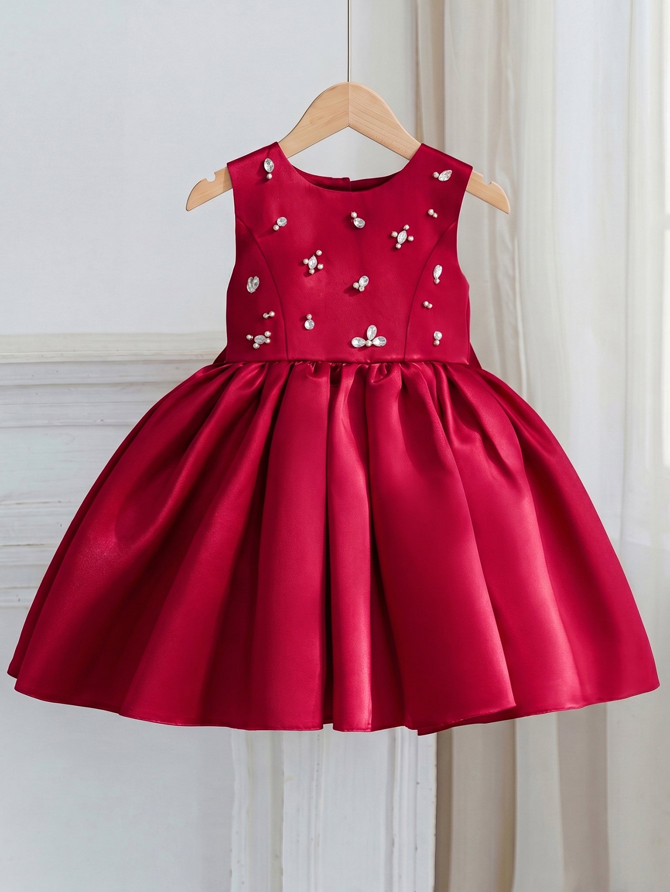 Burgundy Solid Round Neck Fit and Flare Dress
