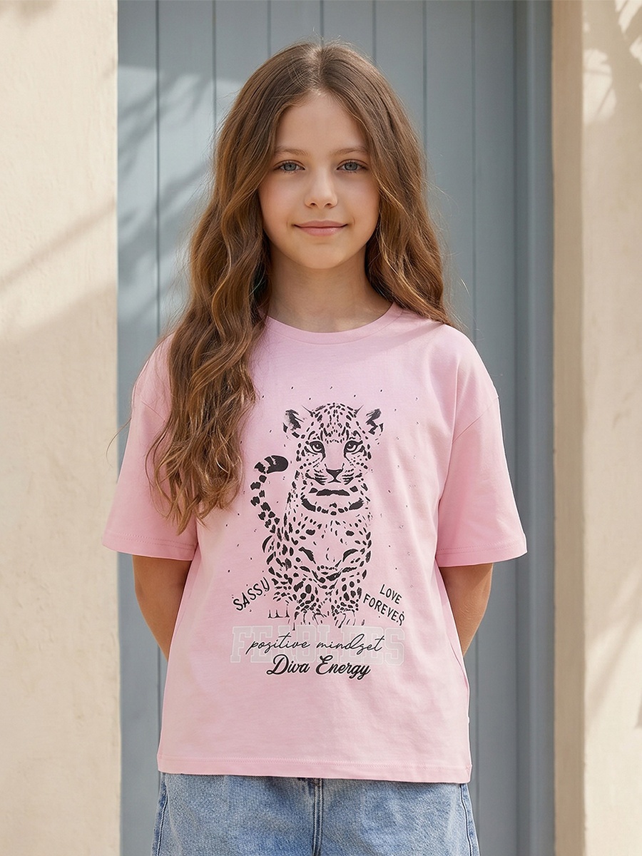 Crew Neck Short Sleeves T-Shirt with Graphic Print