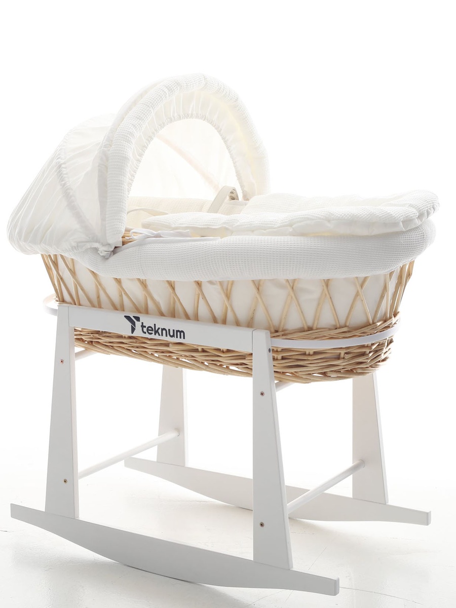 Infant Wicker Moses Basket with White Waffle Beddings - Wooden Brown