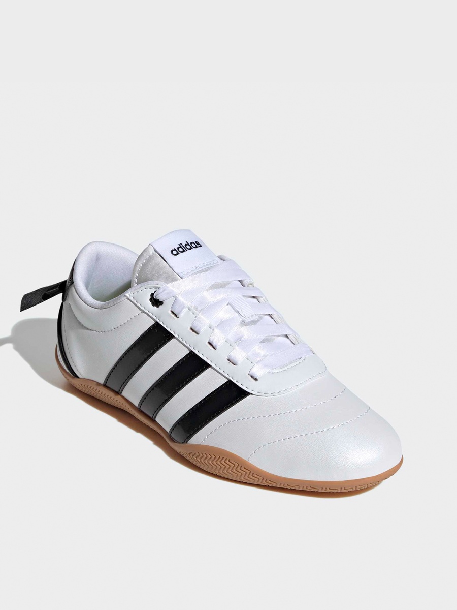Girls Grand Court Lo Lace-Up Ankle Sneakers