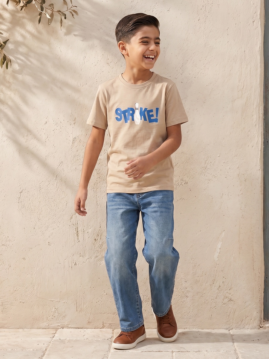 Crew Neck Short Sleeves T-Shirt with Graphic Print