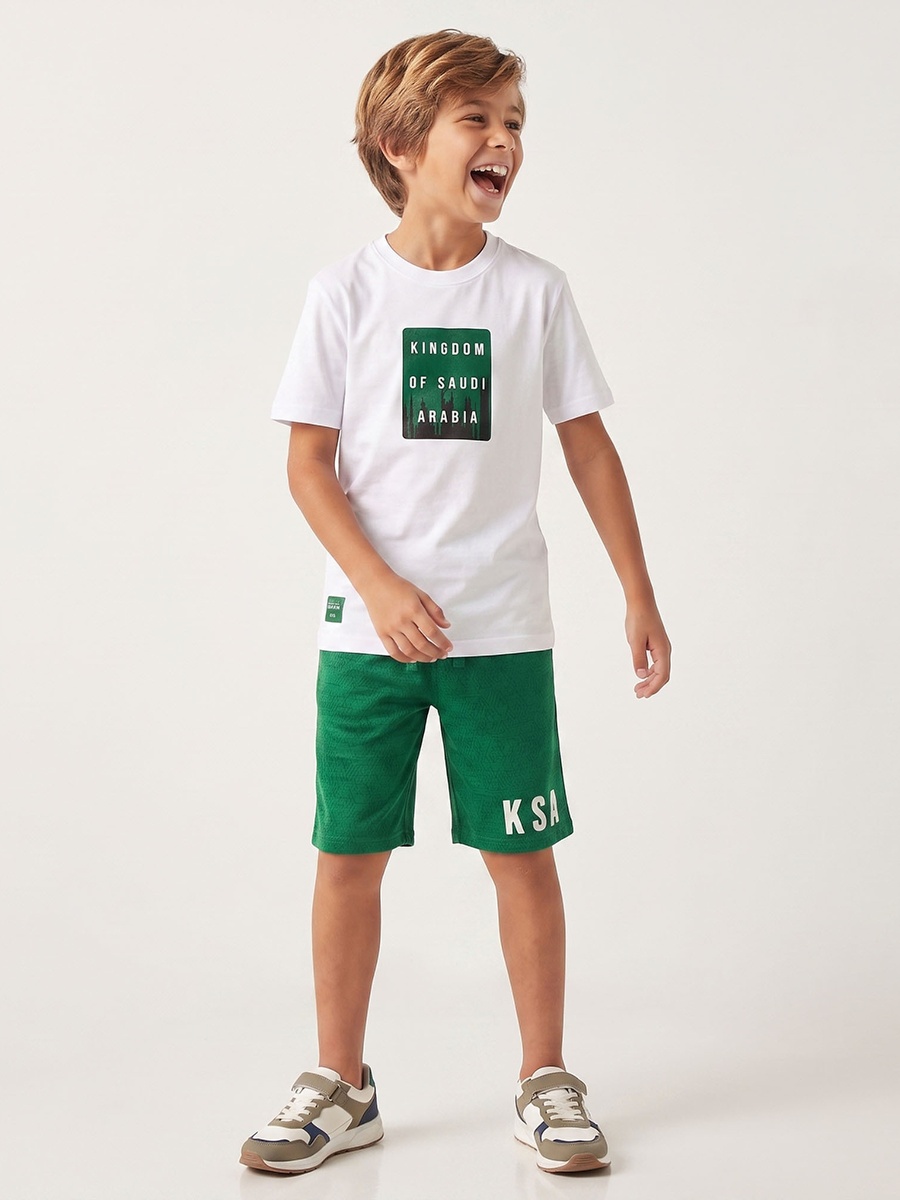 Crew Neck Short Sleeves T-Shirt with Typography Print