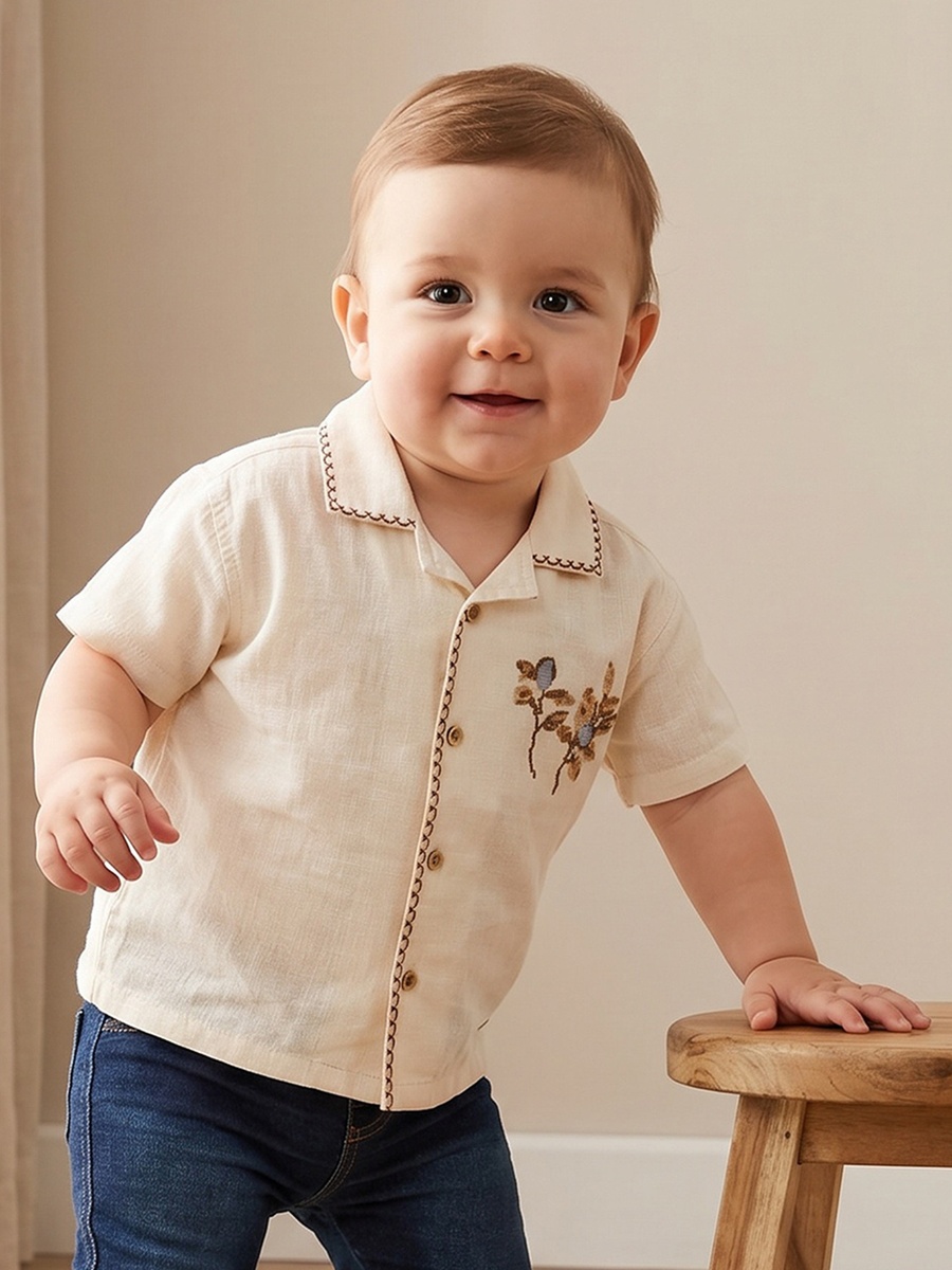 Short Sleeves Shirt with Embroidery