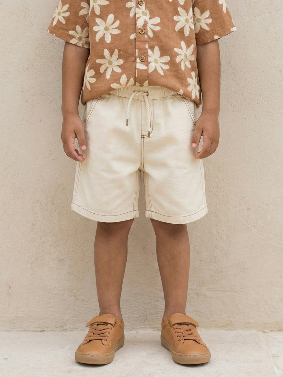 Collared Short Sleeves Shirt and Shorts Set with Floral Print