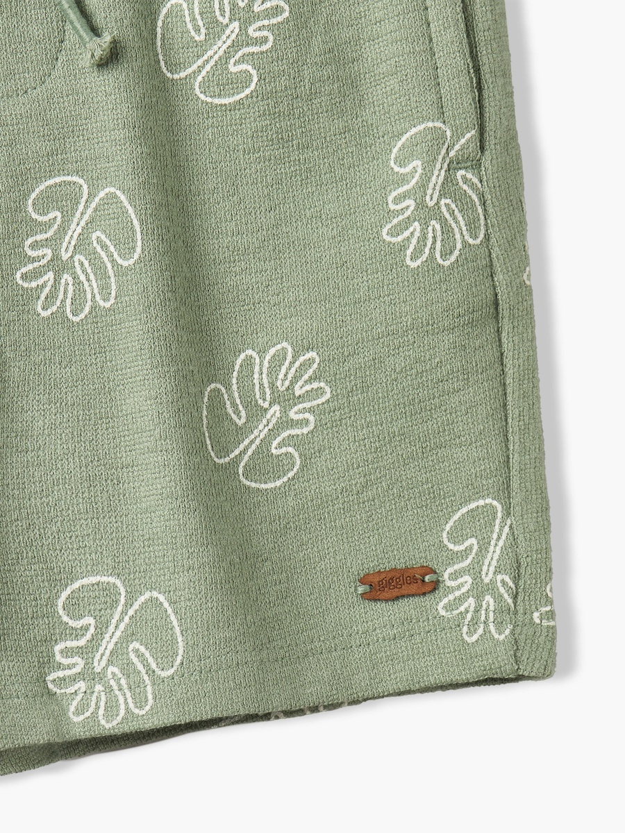 Camp Collar Short Sleeves Shirt and Shorts Set with Leaf Print