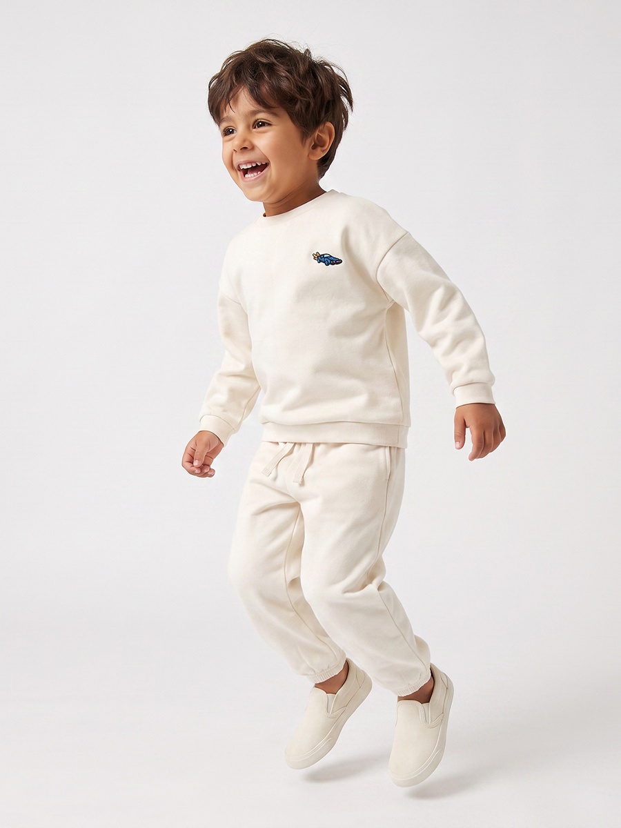 Crew Neck Long Sleeves Sweatshirt and Joggers Set with Embroidery
