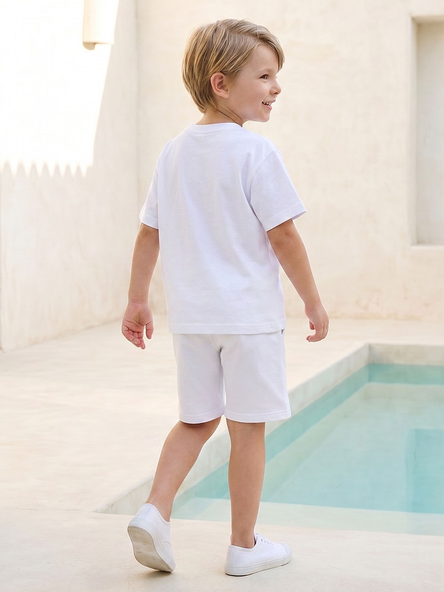 Crew Neck Short Sleeves T-Shirt and Shorts Set with Bag Applique