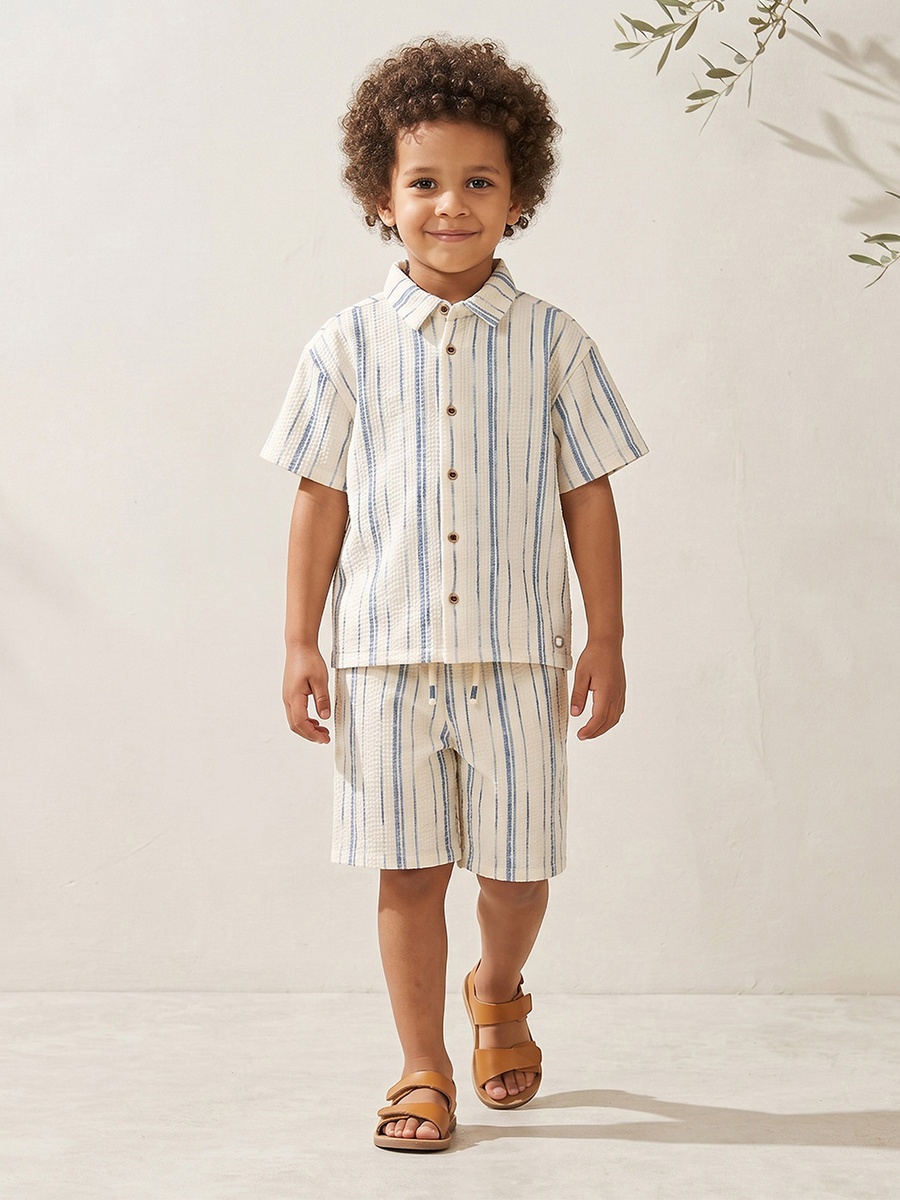 Collared Short Sleeves Shirt and Shorts Set with Striped Design