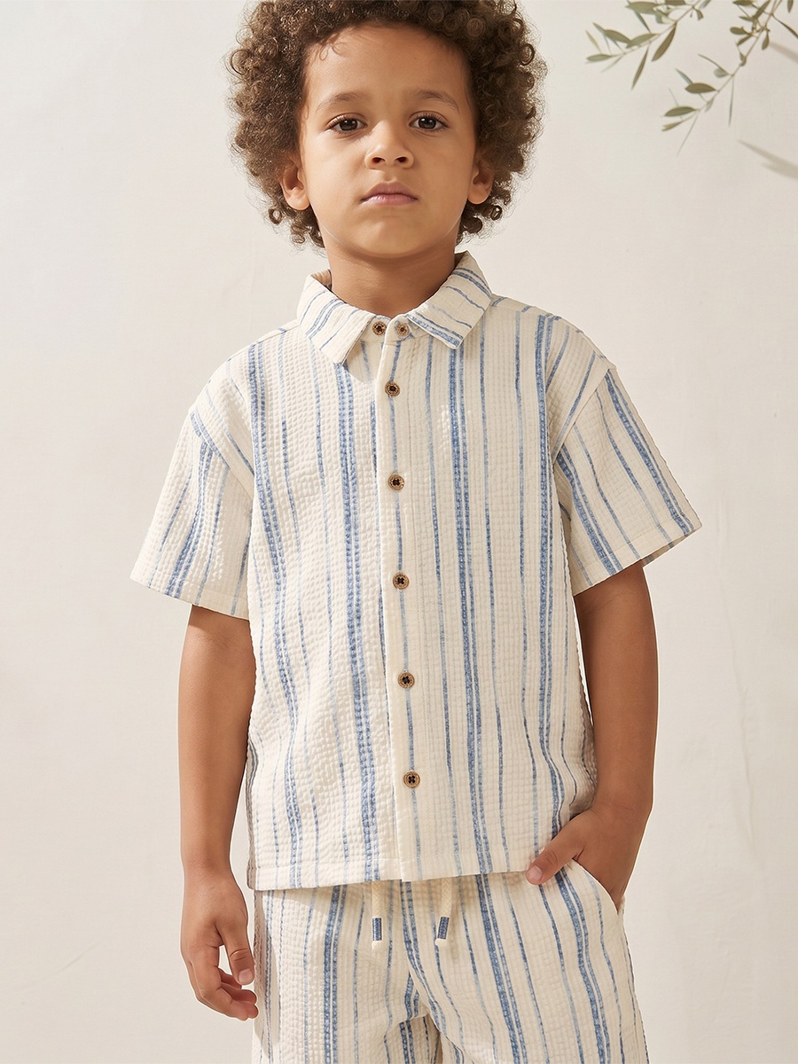 Collared Short Sleeves Shirt and Shorts Set with Striped Design