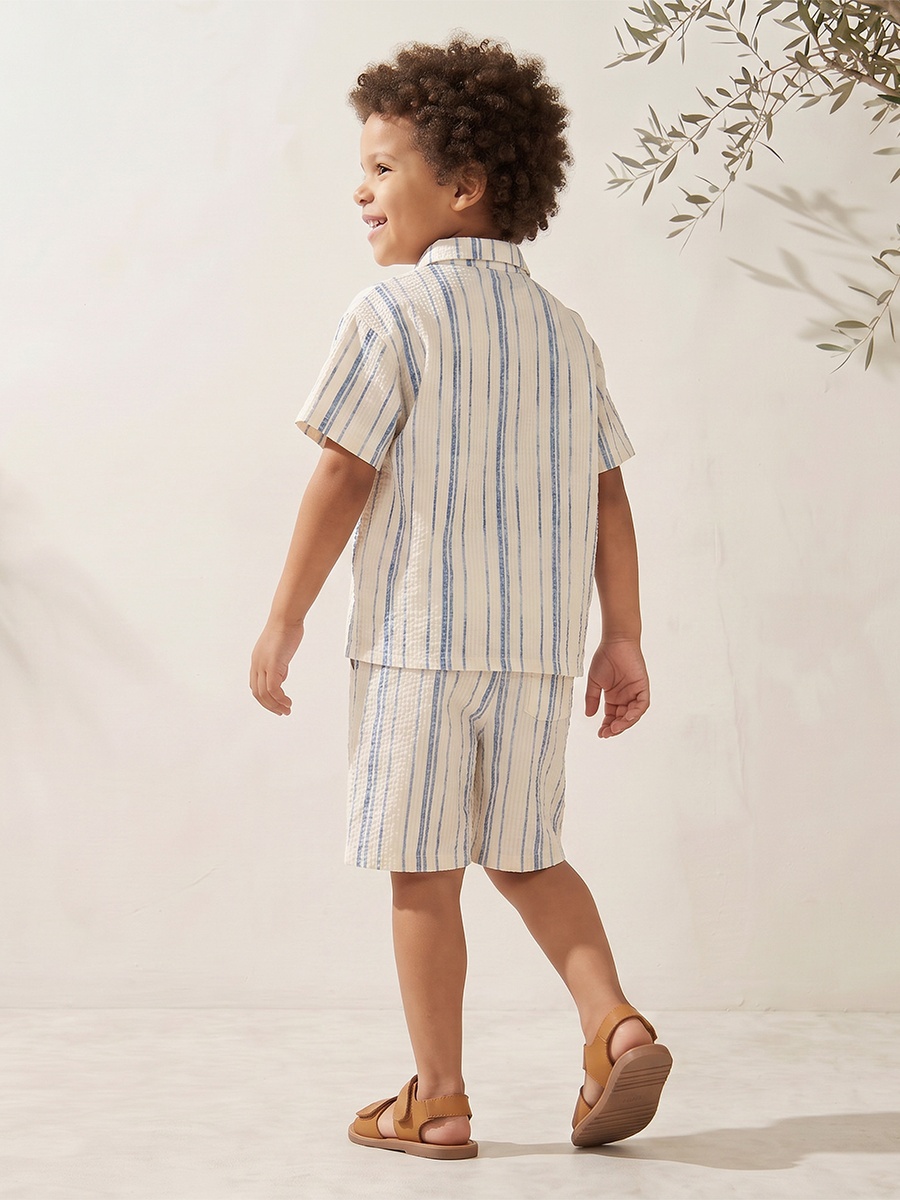 Collared Short Sleeves Shirt and Shorts Set with Striped Design