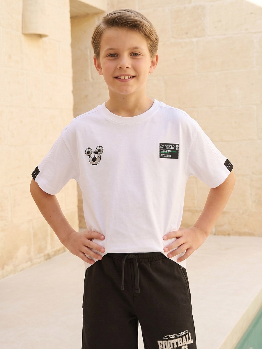 Crew Neck Short Sleeves T-Shirt and Shorts Set with Mickey Mouse Print
