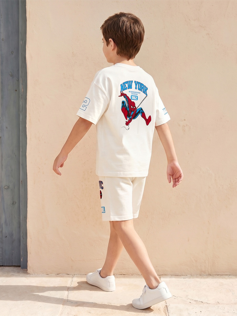 Crew Neck Short Sleeves T-Shirt and Shorts Set with Spider-Man Embroidery