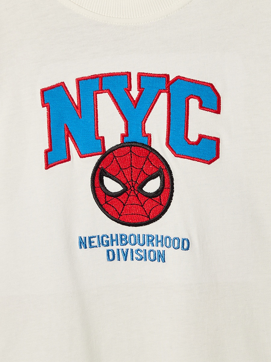 Crew Neck Short Sleeves T-Shirt and Shorts Set with Spider-Man Embroidery