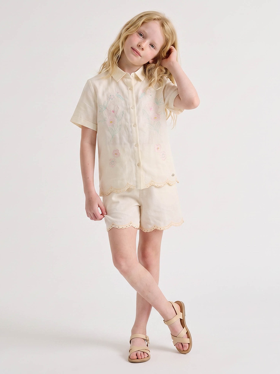 Collared Short Sleeves Shirt and Shorts Set with Floral Embroidery