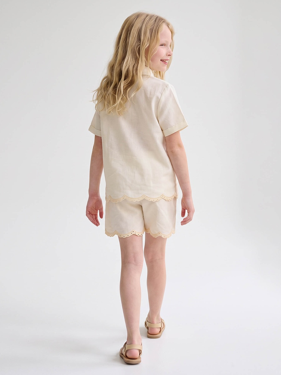 Collared Short Sleeves Shirt and Shorts Set with Floral Embroidery