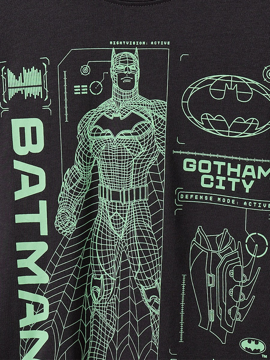 Cotton Crew Neck Short Sleeves Pyjama Set with Batman Print