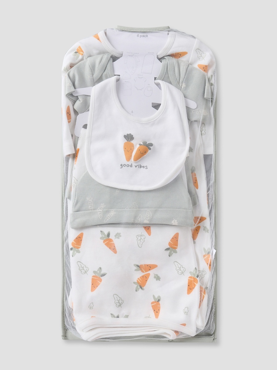 Set of 5 Clothing Gift Set with Carrot Print