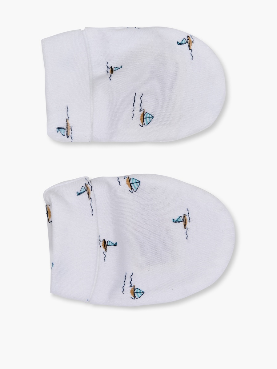 Mittens with Boat Print