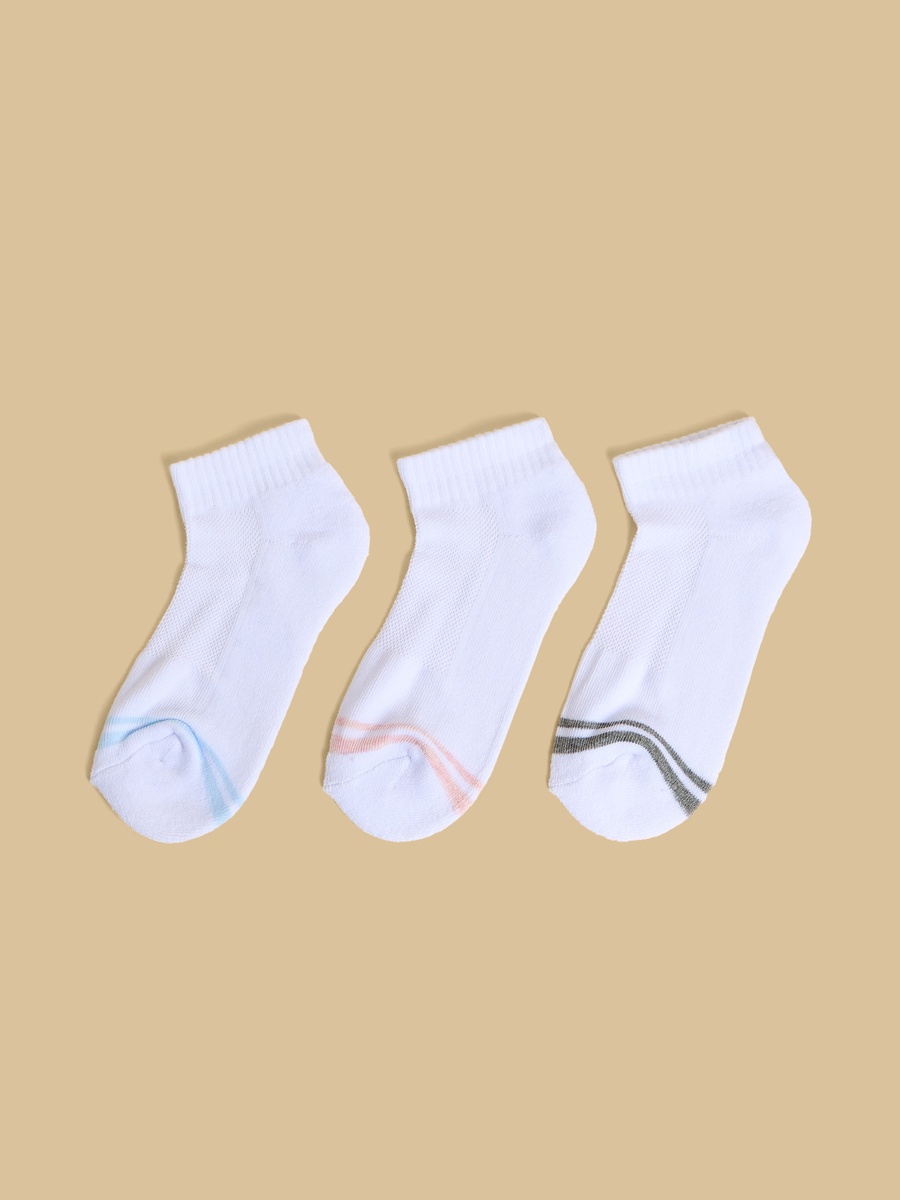 Pack of 3 - Textured Ankle Length Sports Socks