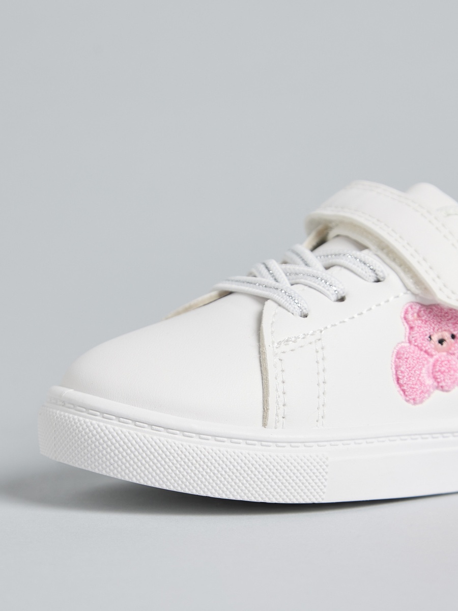 Teddy Bear Applique Shoes with Hook and Loop Closure