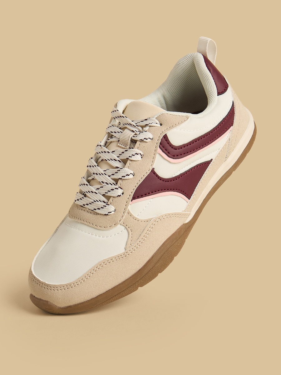 Panelled Lace-Up Sports Shoes