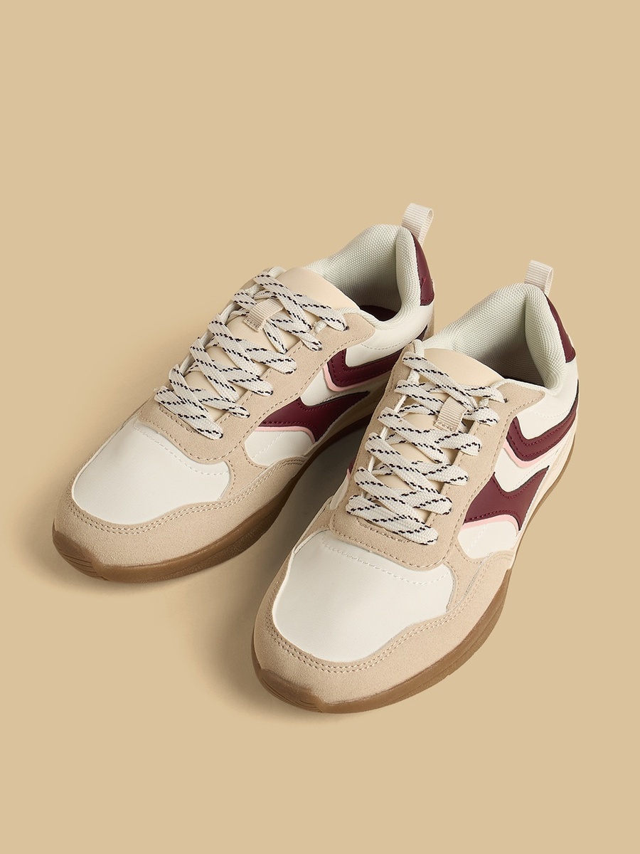 Panelled Lace-Up Sports Shoes