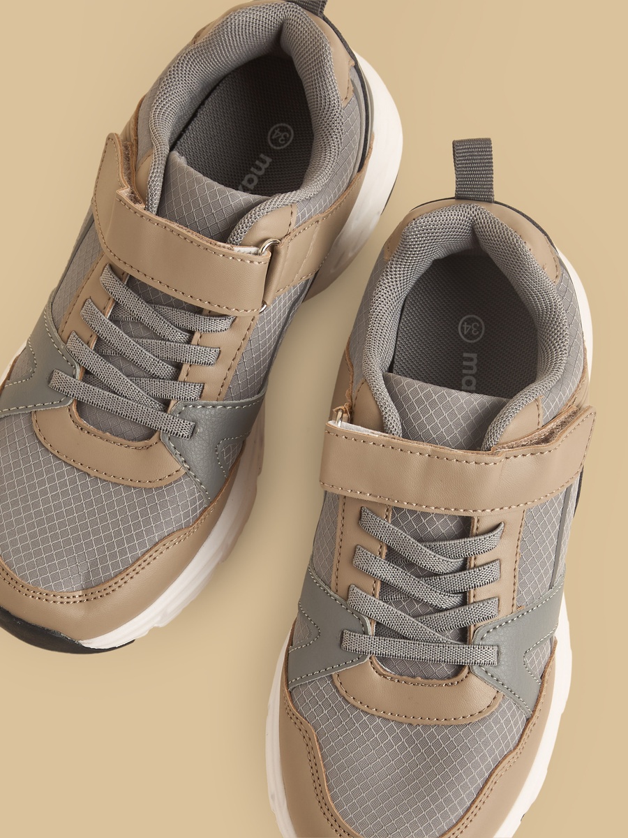 Panelled Sports Shoes with Hook and Loop Closure