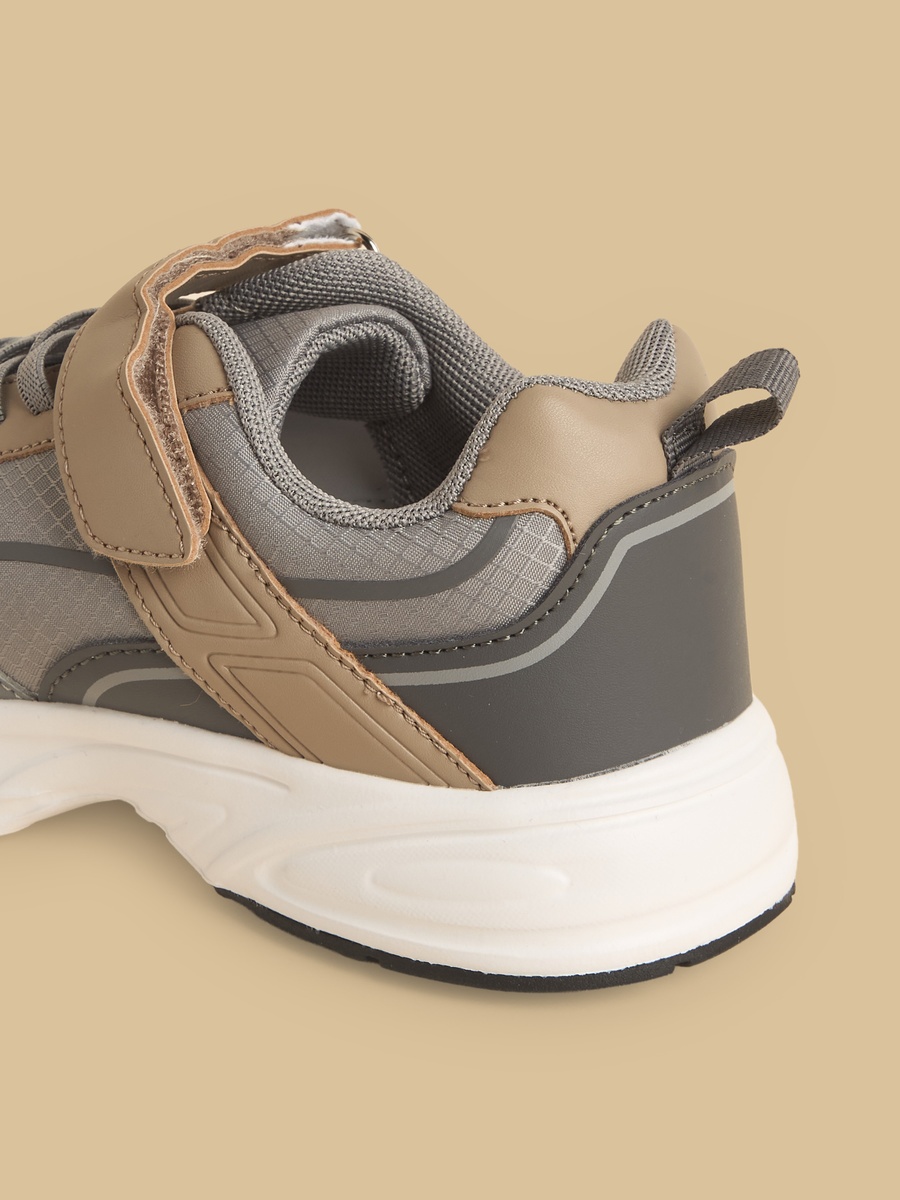 Panelled Sports Shoes with Hook and Loop Closure