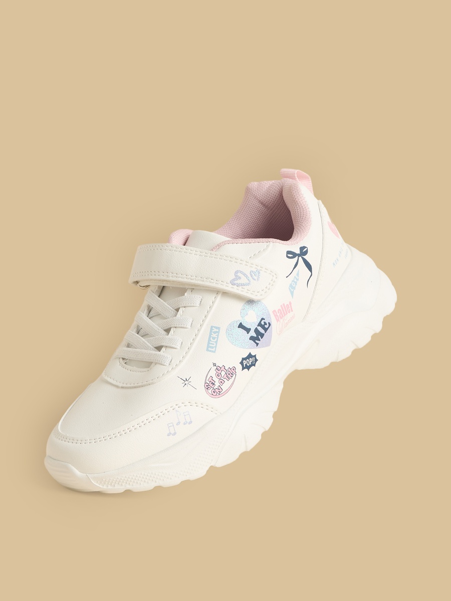 Graffiti Print Sports Shoes with Hook and Loop Closure