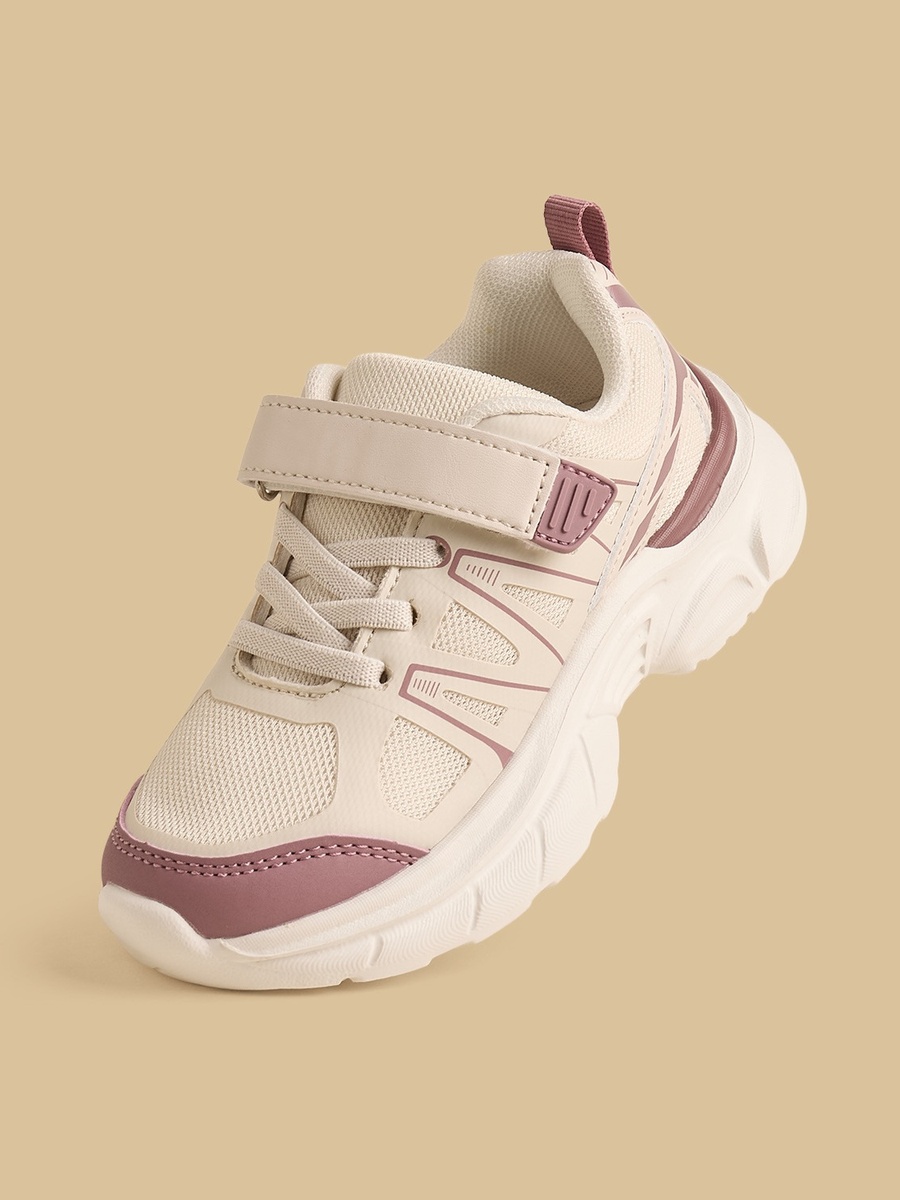 Panelled Sports Shoes with Hook and Loop Closure