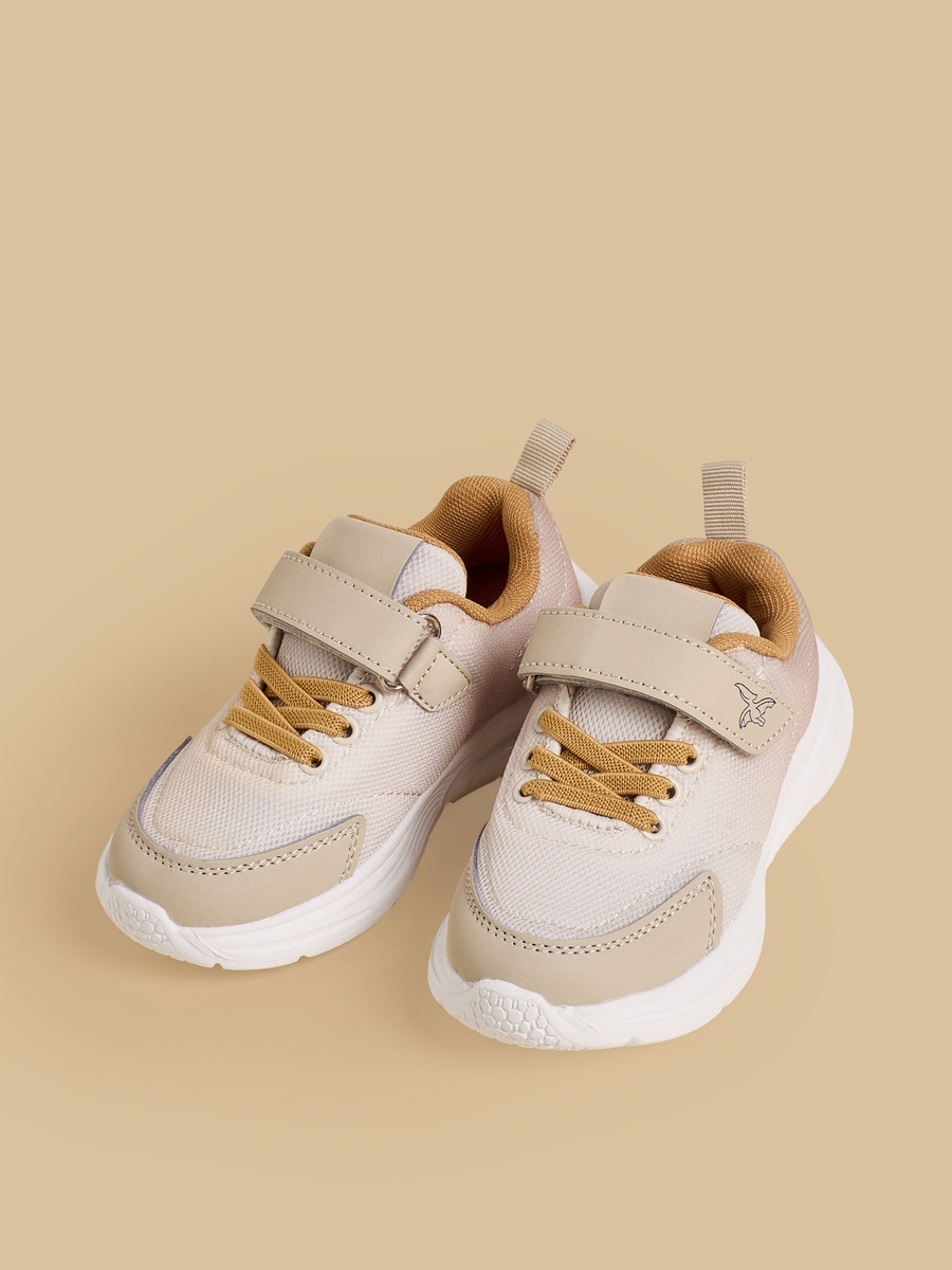 Panelled Sports Shoes with Hook and Loop Closure