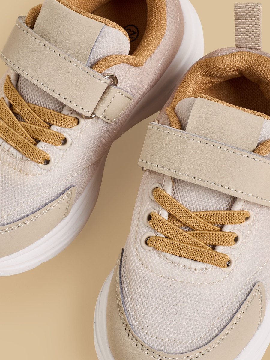 Panelled Sports Shoes with Hook and Loop Closure