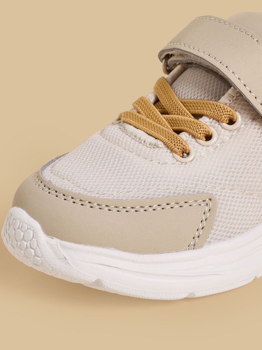 Panelled Sports Shoes with Hook and Loop Closure
