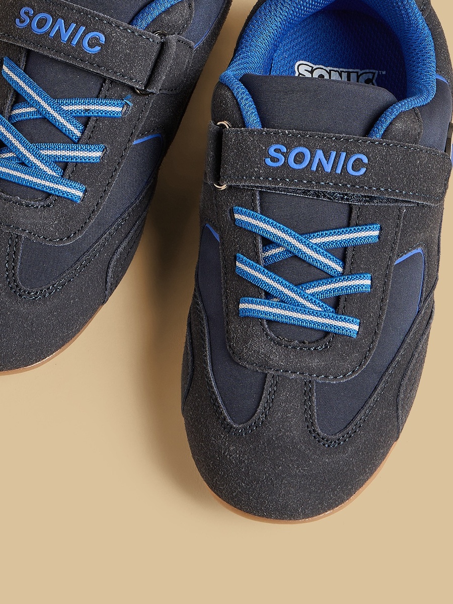 Sonic the Hedgehog Applique Sports Shoes with Hook and Loop Closure