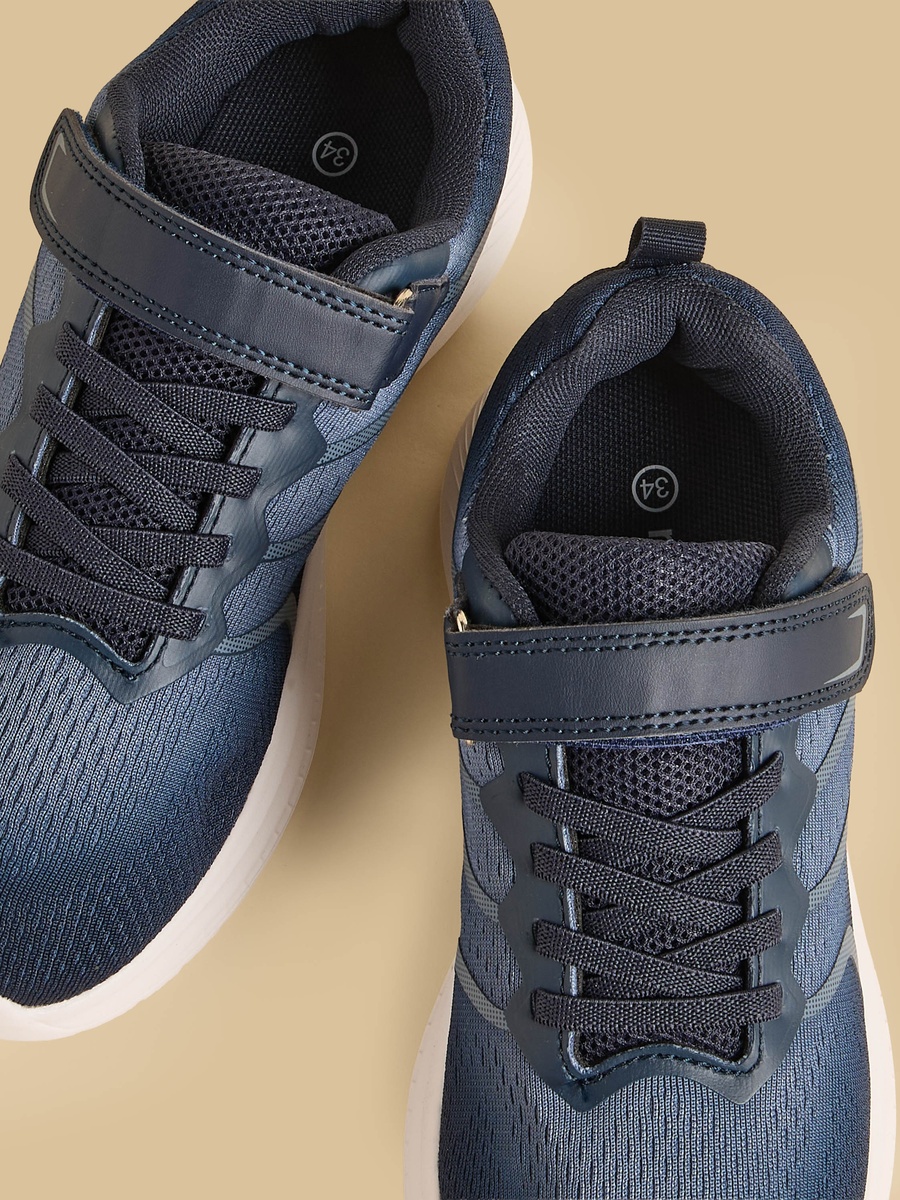 Ombre Sports Shoes with Hook and Loop Closure