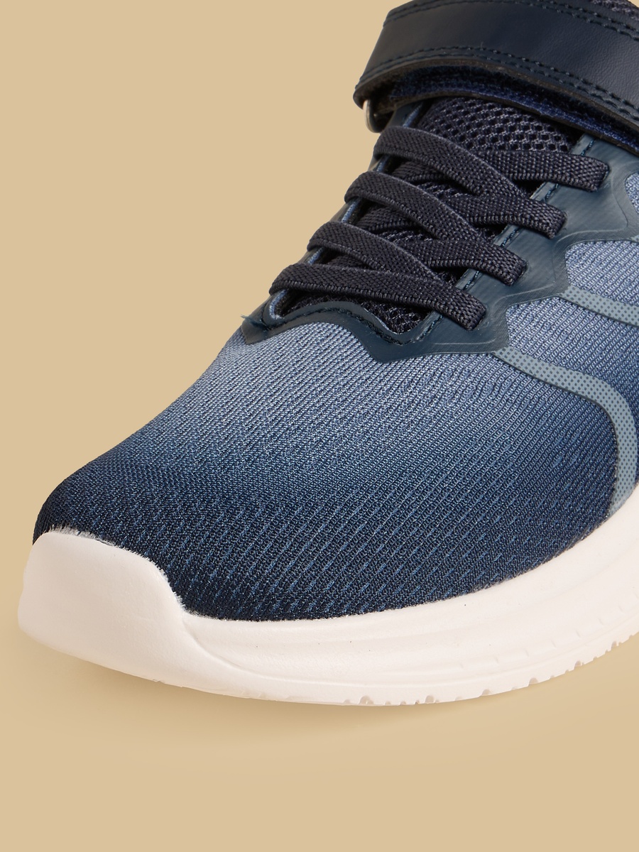 Ombre Sports Shoes with Hook and Loop Closure