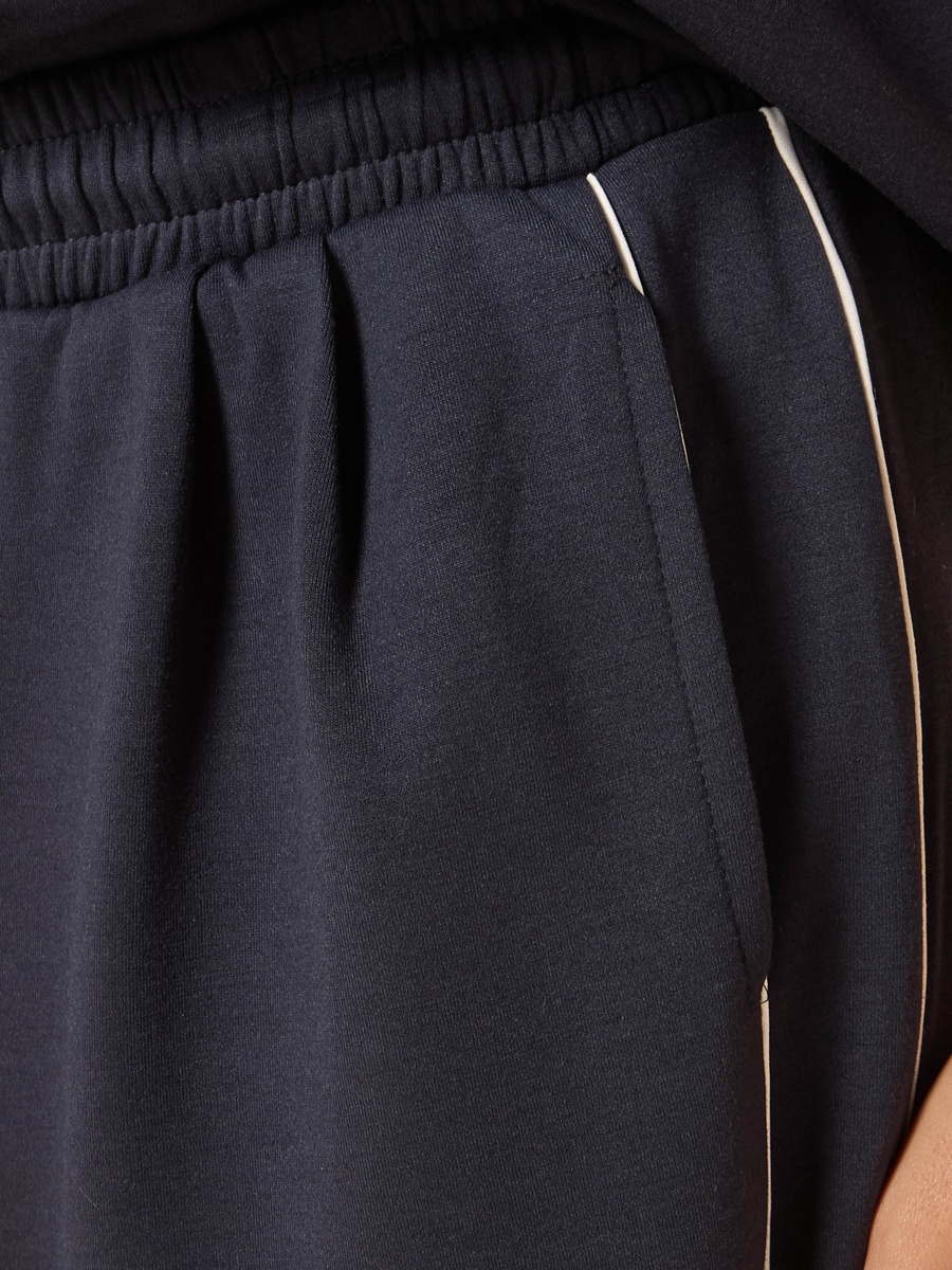 Piping Accent Wide Leg Pants