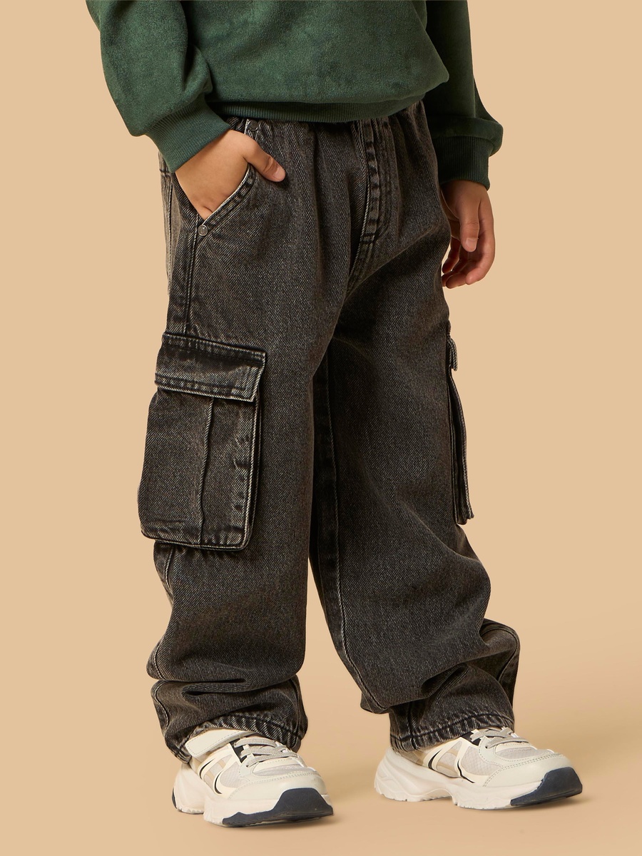 Baggy Fit Cotton Cargo Jeans