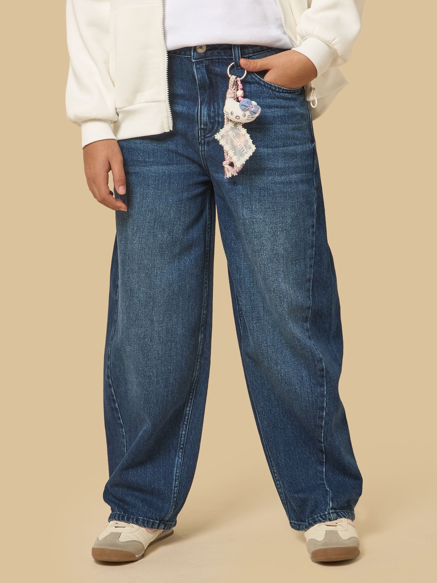Wide Leg Jeans with Hello Kitty Keyring Chain