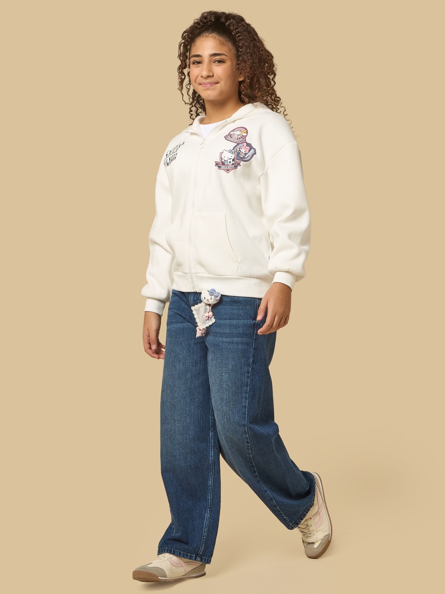 Wide Leg Jeans with Hello Kitty Keyring Chain