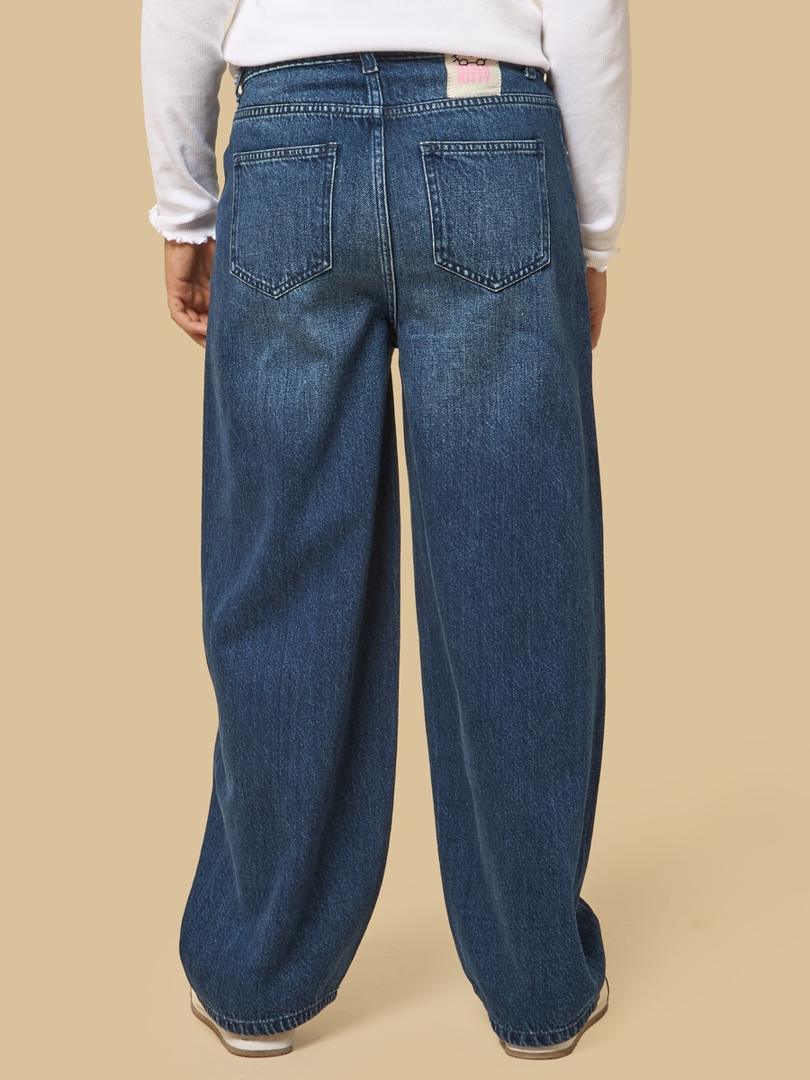Wide Leg Jeans with Hello Kitty Keyring Chain